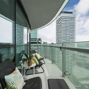 new-superior-lakeview-luxury-top-floor-3-bedroom-suite.niagara-fallshotels.com/